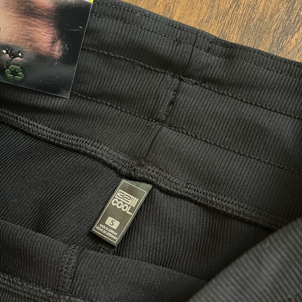 32 Degrees Black Wide-Leg Drawstring Waist Pants - Picture 3 of 4